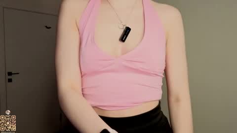 Lisa online show from May 15, 7:32 pm