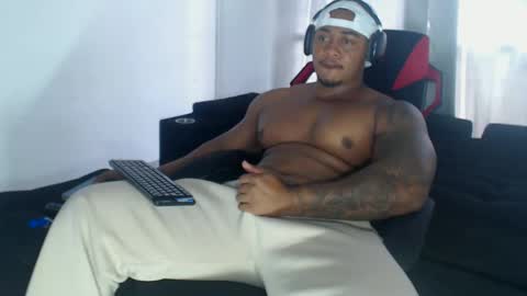 dany wolf002 online show from February 27, 8:42 pm