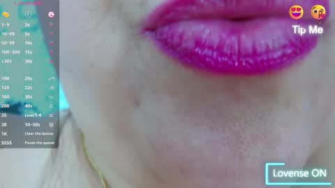 K E R L Y online show from March 10, 6:56 pm