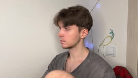 Kero online show from March 28, 7:15 pm