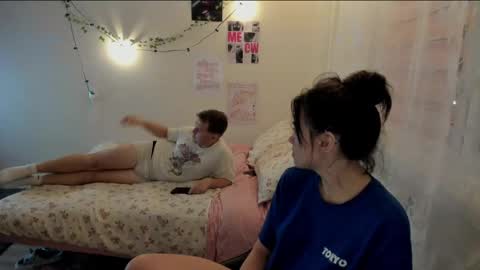 kesh_mne online show from May 31, 9:49 pm