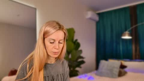 KessEdisson online show from June 6, 8:26 pm