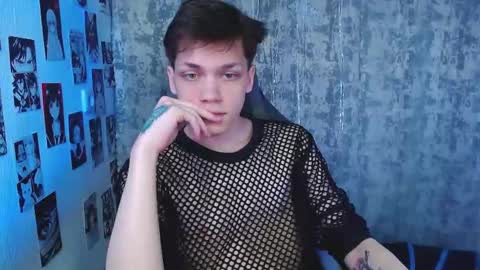 Kevin online show from November 29, 4:42 am