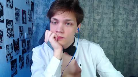 Kevin online show from November 3, 5:08 am