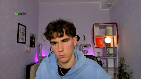 kevin_nix_ online show from February 5, 2:20 pm