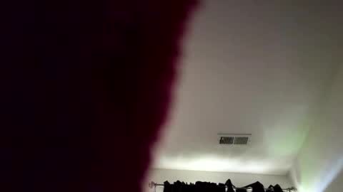 kevinderon1 online show from March 25, 11:00 pm