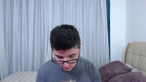 Kevin online show from February 13, 2:04 am