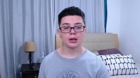 Kevin online show from April 16, 11:40 pm