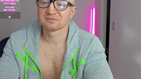 Kevin online show from May 24, 2:52 am