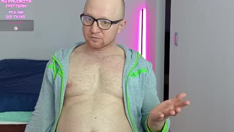 Kevin online show from May 31, 2:43 am
