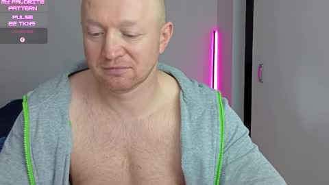 Kevin online show from May 19, 1:56 am