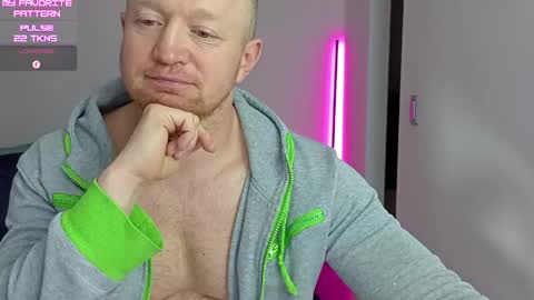 Kevin online show from May 23, 2:51 am