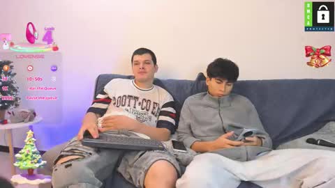 kevin and ottis online show from December 19, 3:35 am