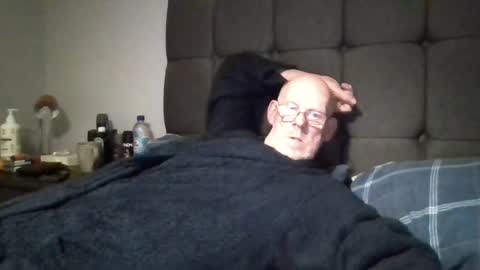 kevlooking4sez online show from July 15, 12:05 am