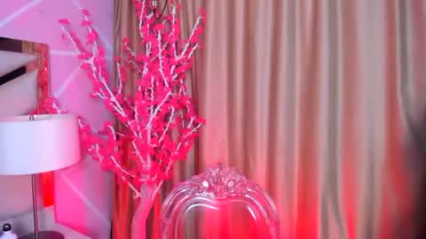 Keyla noa online show from April 8, 11:24 am