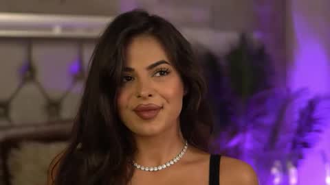 keylaconner online show from October 18, 5:44 am