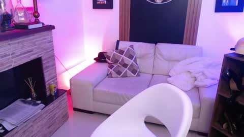 Keyla  online show from May 26, 10:43 am