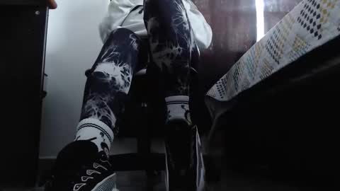     online show from March 20, 4:12 pm