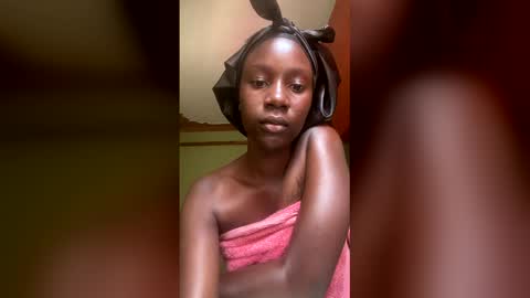 Kezrinah16 online show from April 10, 10:53 am