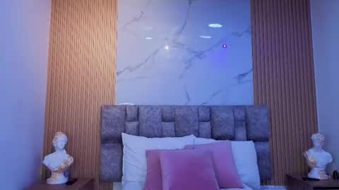 khalifa online show from December 19, 2:29 am