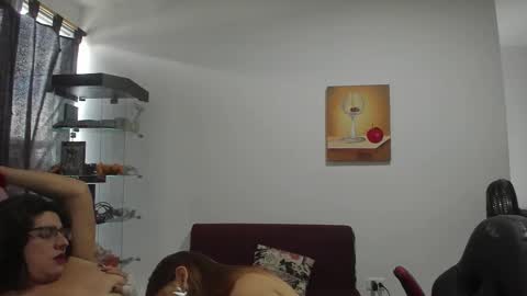 Snapshot of khalifa_gold chatting on October 17, 7:29 pm Khalifa Kasumi online show from October 17, 7:29 pm