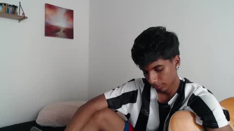 khevinlopezonig online show from January 30, 9:04 pm