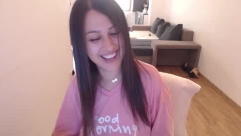 Khloe online show from September 23, 2:44 pm