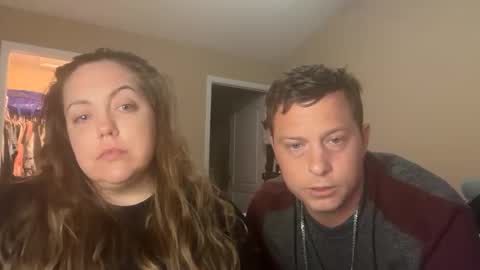 KhloeandKyle568 online show from November 8, 10:35 pm