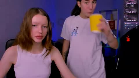 khloebeauty online show from November 26, 8:16 pm