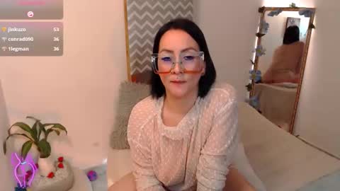 Kiara Bermont online show from October 26, 7:13 pm