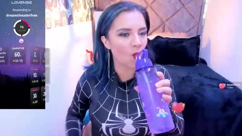Snapshot of kiara_cruz__ chatting on October 23, 5:36 pm kiara Cruz online show from October 23, 5:36 pm