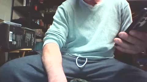 kick_1_down online show from December 4, 4:43 pm