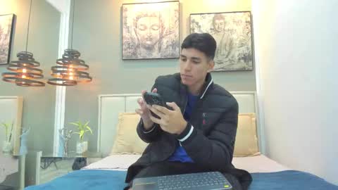 Kieran Derek online show from January 8, 3:23 am