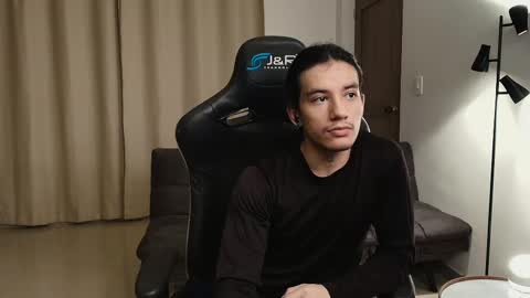 kikeruiz 19 online show from February 26, 11:30 pm