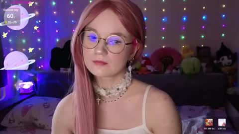 kiki_blue_eyes online show from February 13, 7:01 am
