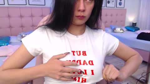 Snapshot of kiki_cams chatting on October 21, 10:02 pm kIKI online show from October 21, 10:02 pm
