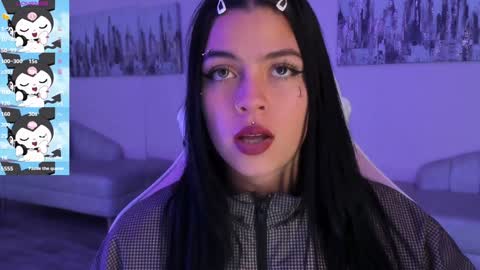 Snapshot of kiki_cams chatting on January 23, 10:01 am kIKI online show from January 23, 10:01 am