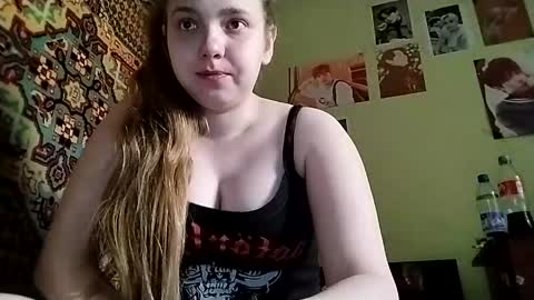 kikibang_ online show from May 30, 8:46 am
