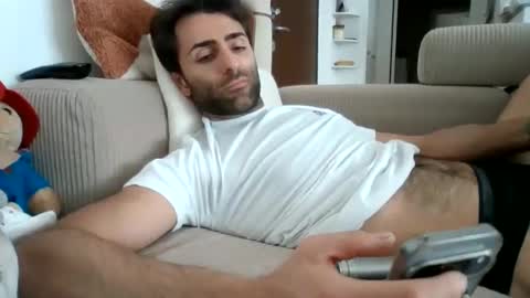 kikkus01 online show from April 7, 1:02 pm