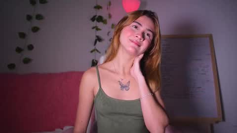 ISABELLA 3 online show from November 16, 9:22 am