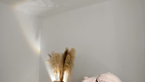 Kim Murphy online show from October 11, 1:49 pm