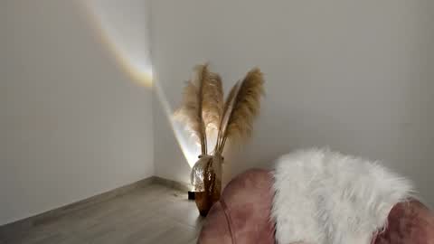 Kim Murphy online show from September 10, 1:45 pm