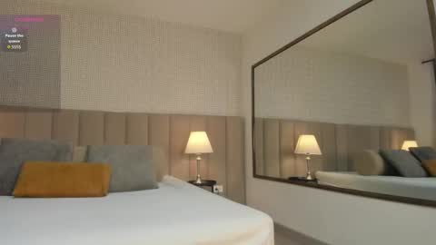 Kim online show from September 22, 2:10 pm