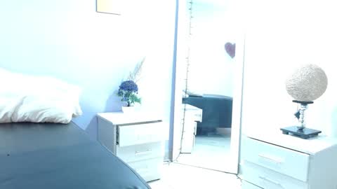 Kim  Yuk online show from January 29, 2:30 am