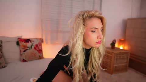 Kim online show from June 14, 4:14 am