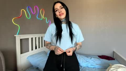 Margaret online show from May 17, 10:46 am