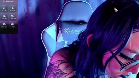   online show from September 22, 1:15 pm