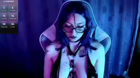   online show from September 13, 1:24 pm