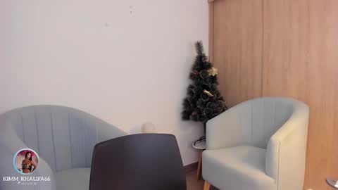 Kim  online show from December 1, 10:19 pm