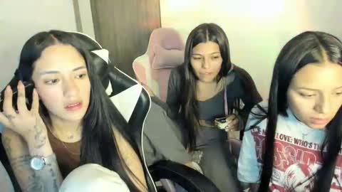 kimmi online show from October 29, 11:27 pm